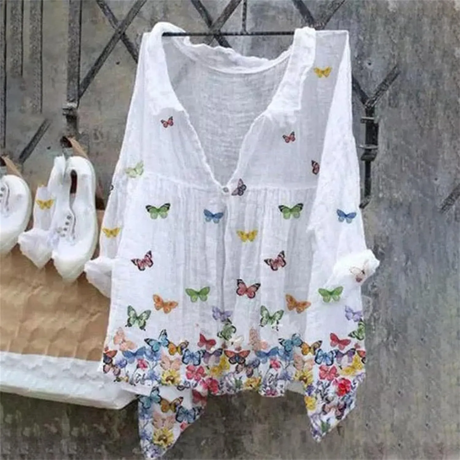 Boho Floral Blouses for Women Babydoll Linen Shirts 2025 Casual Summer 3/4 Sleeve V-Neck Button Down Peasant Tops
