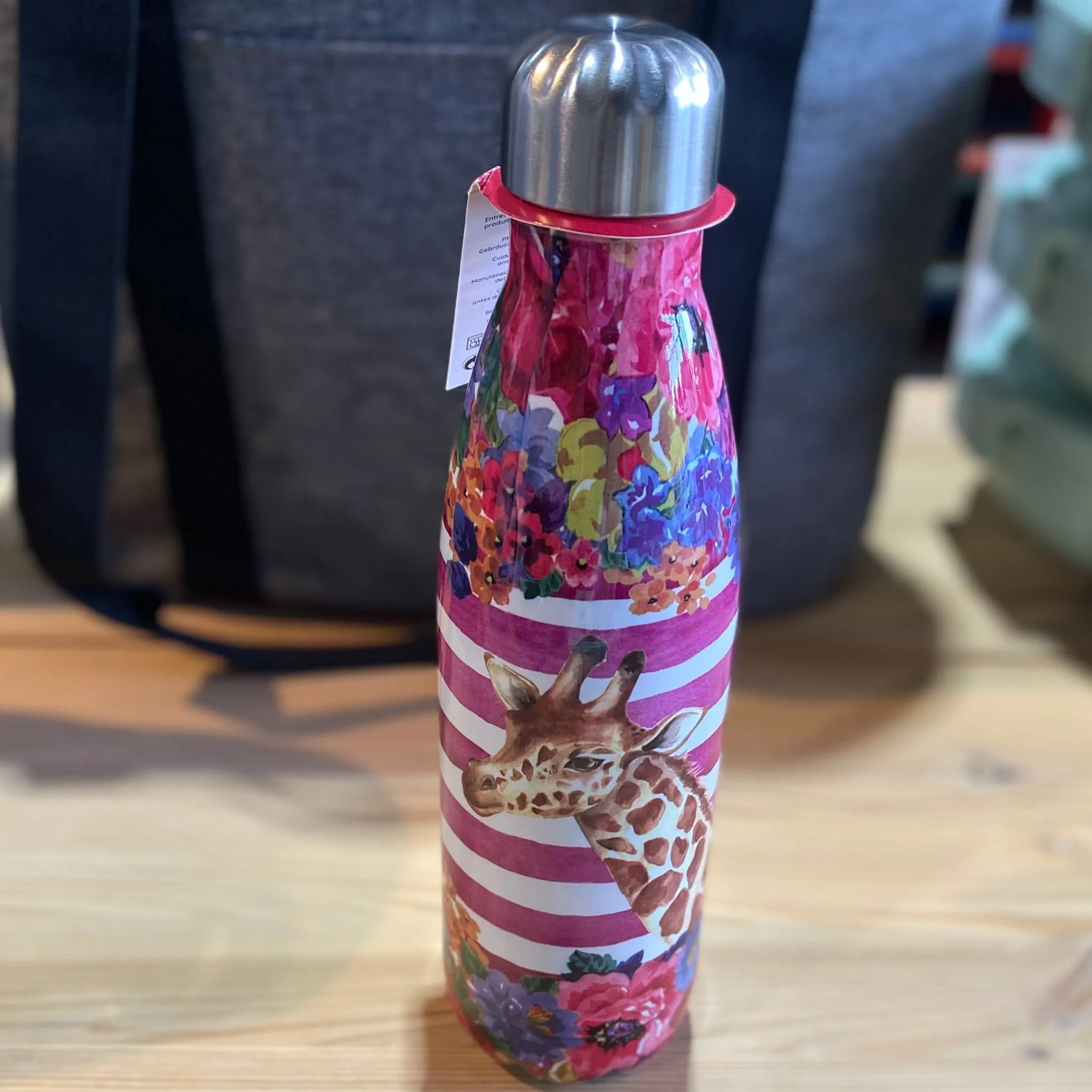 Botella térmica estampado salvaje con Jirafa.