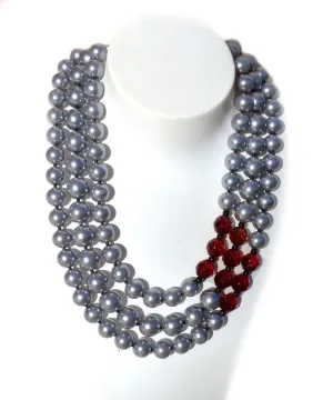 Collier de perles 3 rangs style Jackie - Gris et cristaux bordeaux - FlotB