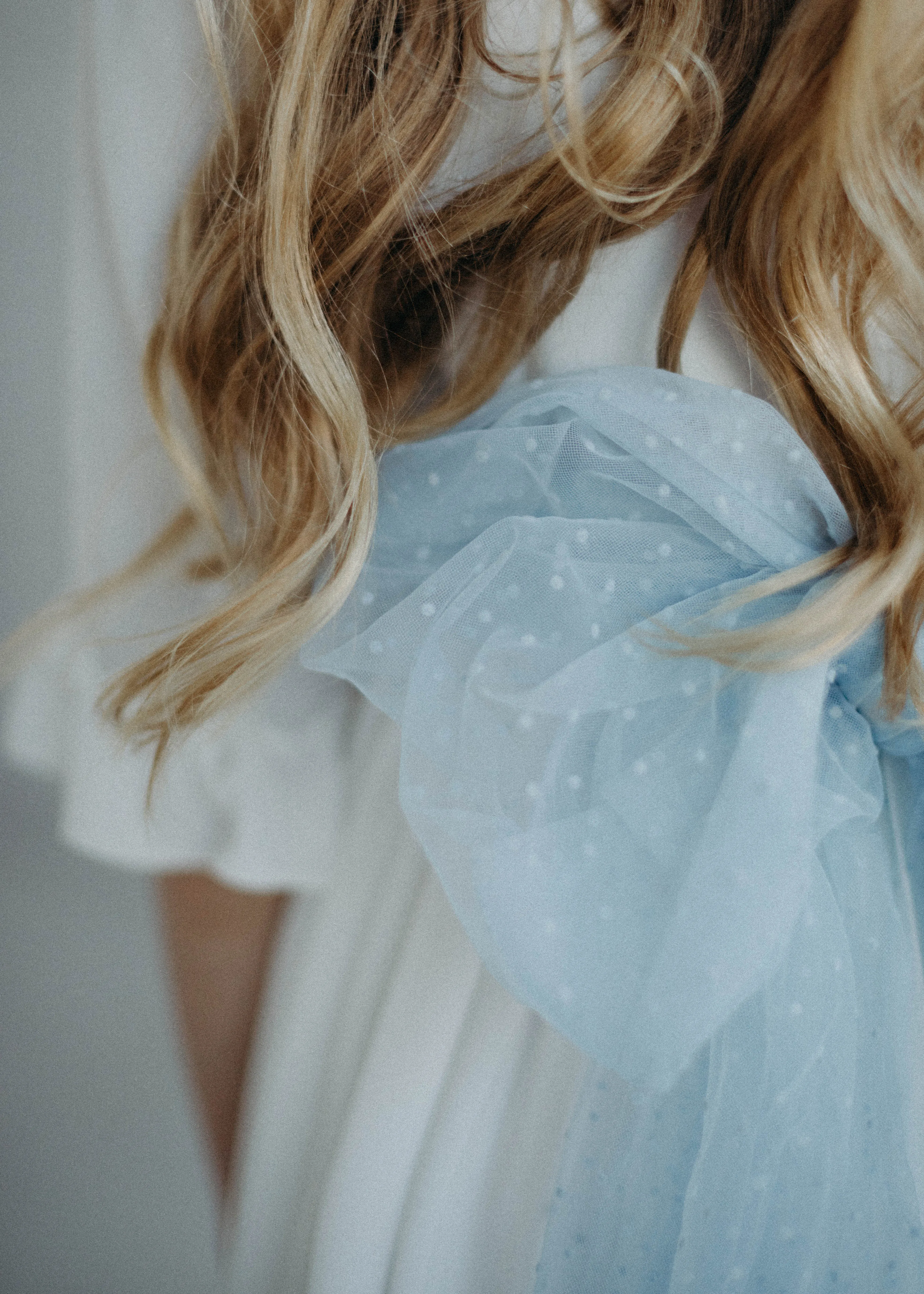 FIRST COMMUNION DRESS MODEL 4701: Romantic First Communion Dress