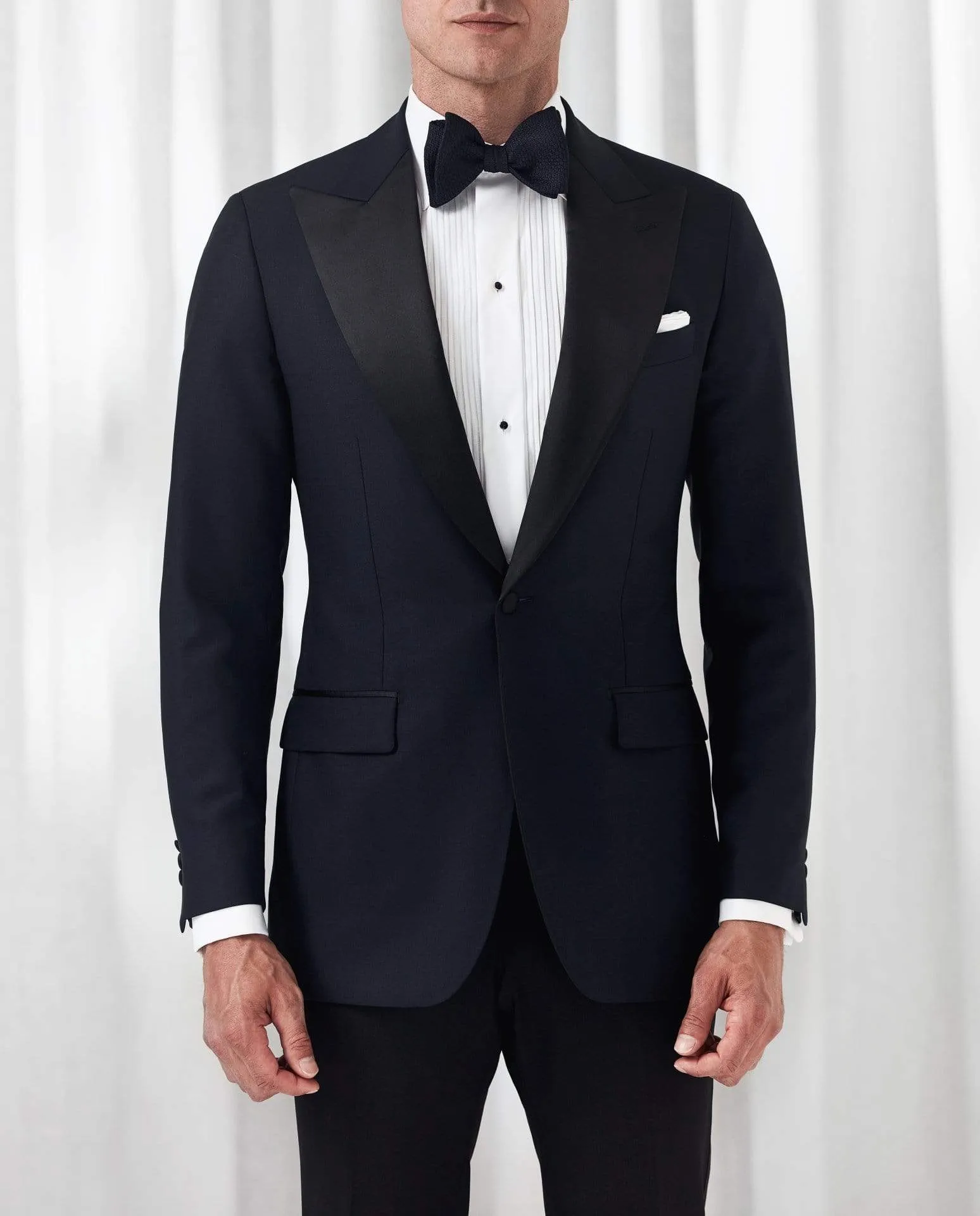 Slim Fit Plissé Black Tie Shirt