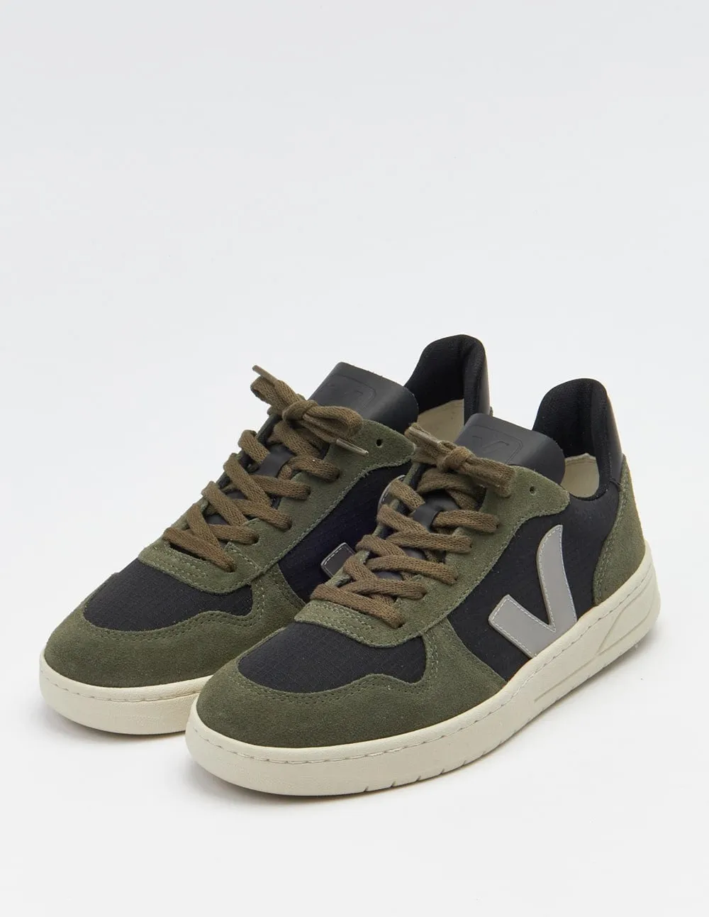 Veja V-10 Ripstop Negras y Grises Hombre